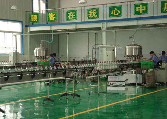 چین سیستم های حمل و نقل بسته بندی خط تولید ودکا / ویسکی / مشروب / شراب تامین کننده